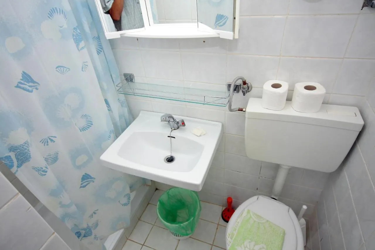 Apartments By The Sea Suha Punta, Rab - 5050 Kampor