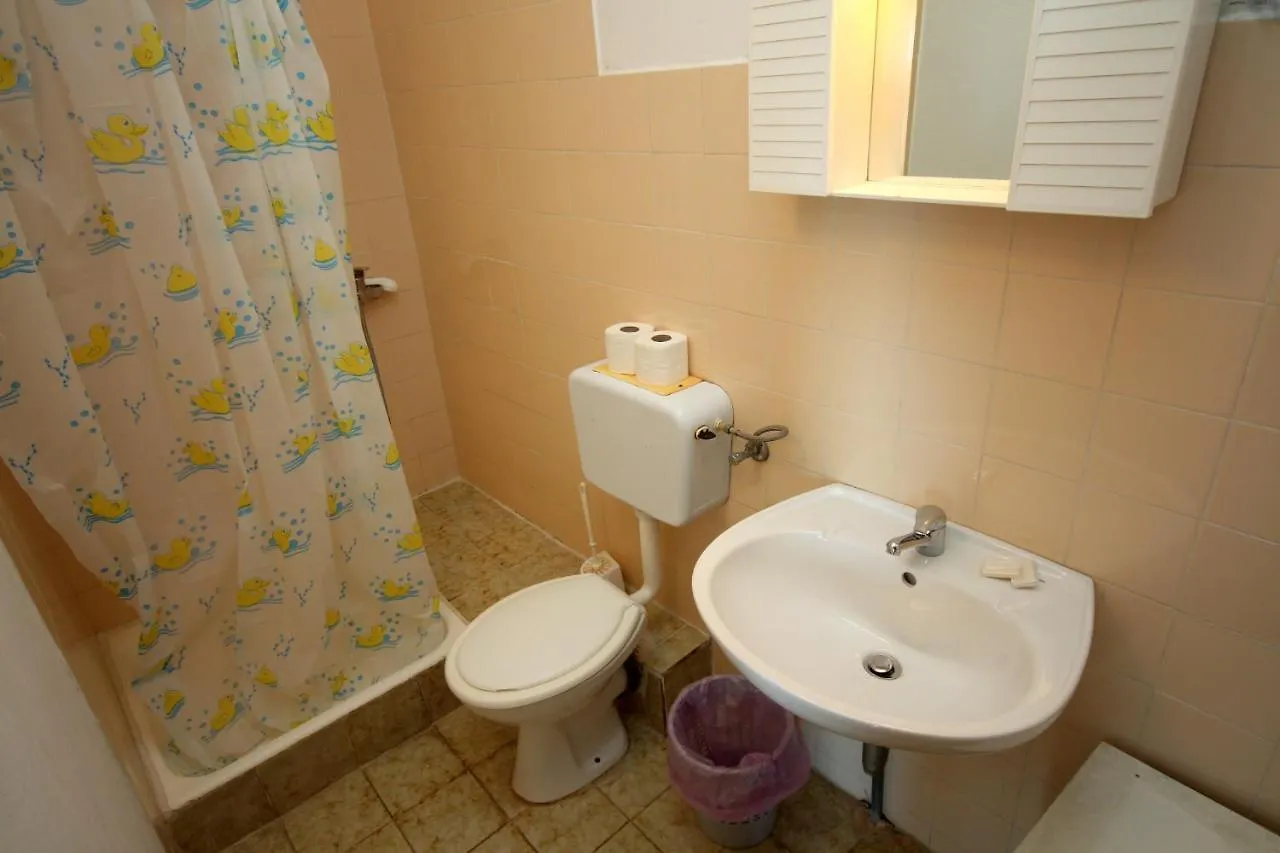 Apartments By The Sea Suha Punta, Rab - 5050 Kampor