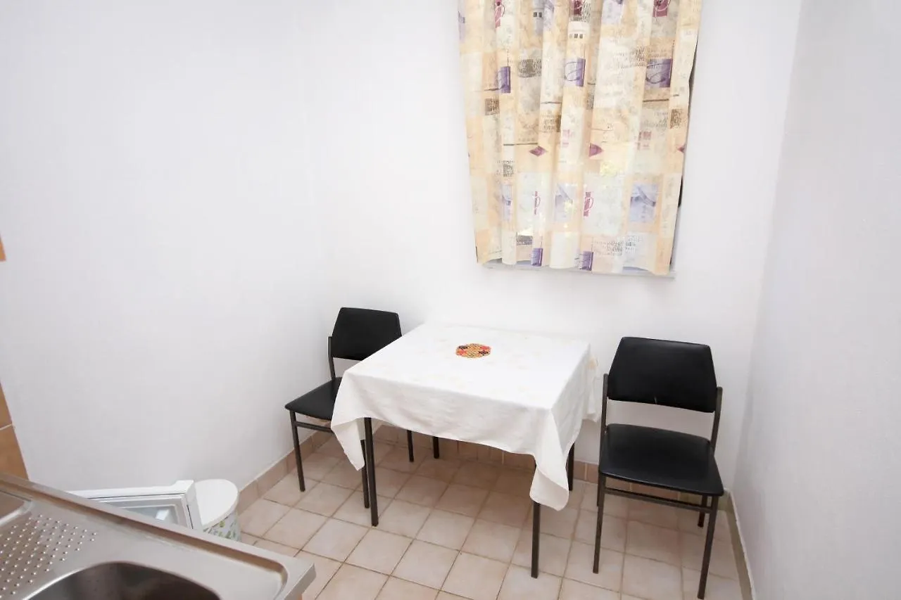 Apartments By The Sea Suha Punta, Rab - 5050 Kampor
